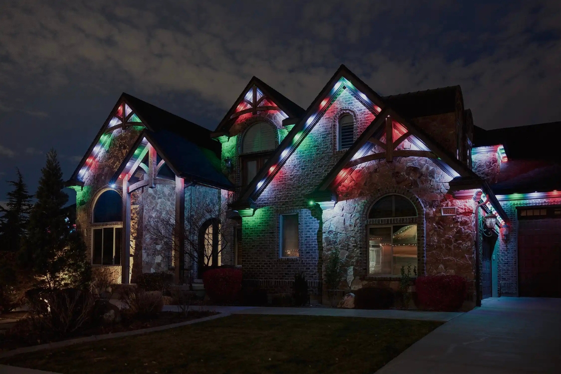 permanent holiday lighting installer in Sarasota